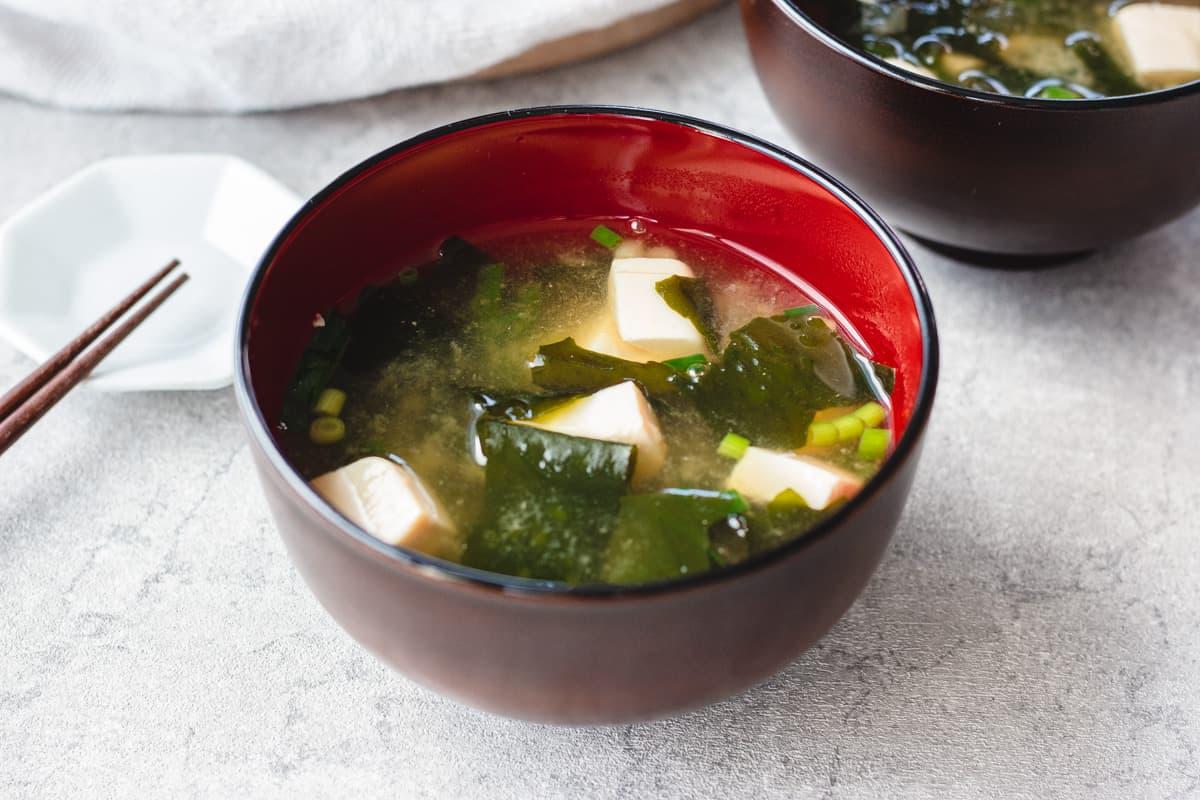 bowl of dashi-free miso soup with kombu and wakame