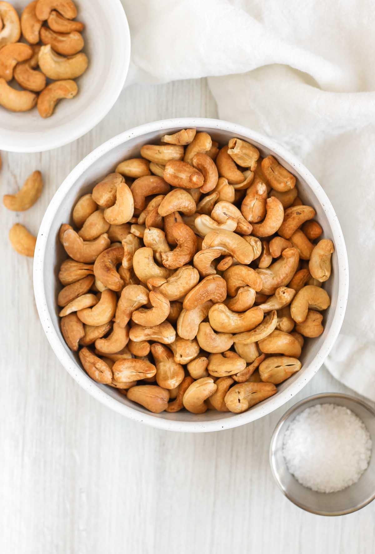 a delicious bowl of roasted cashews