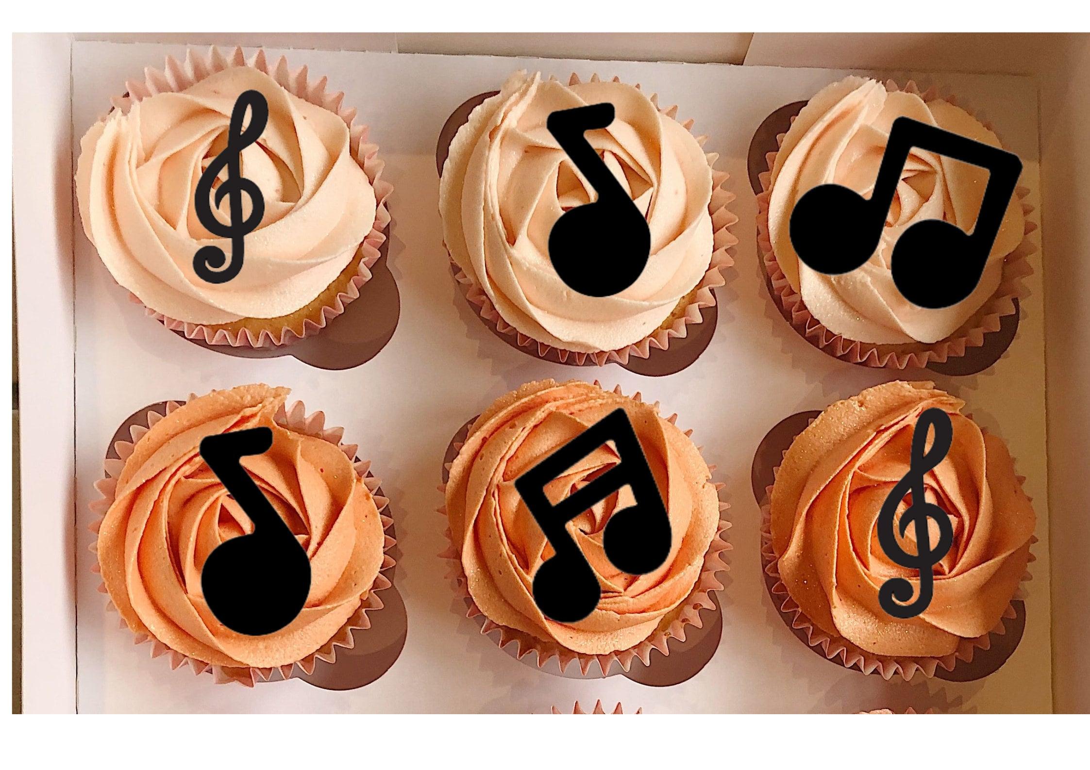 musical note decorated cupcakes