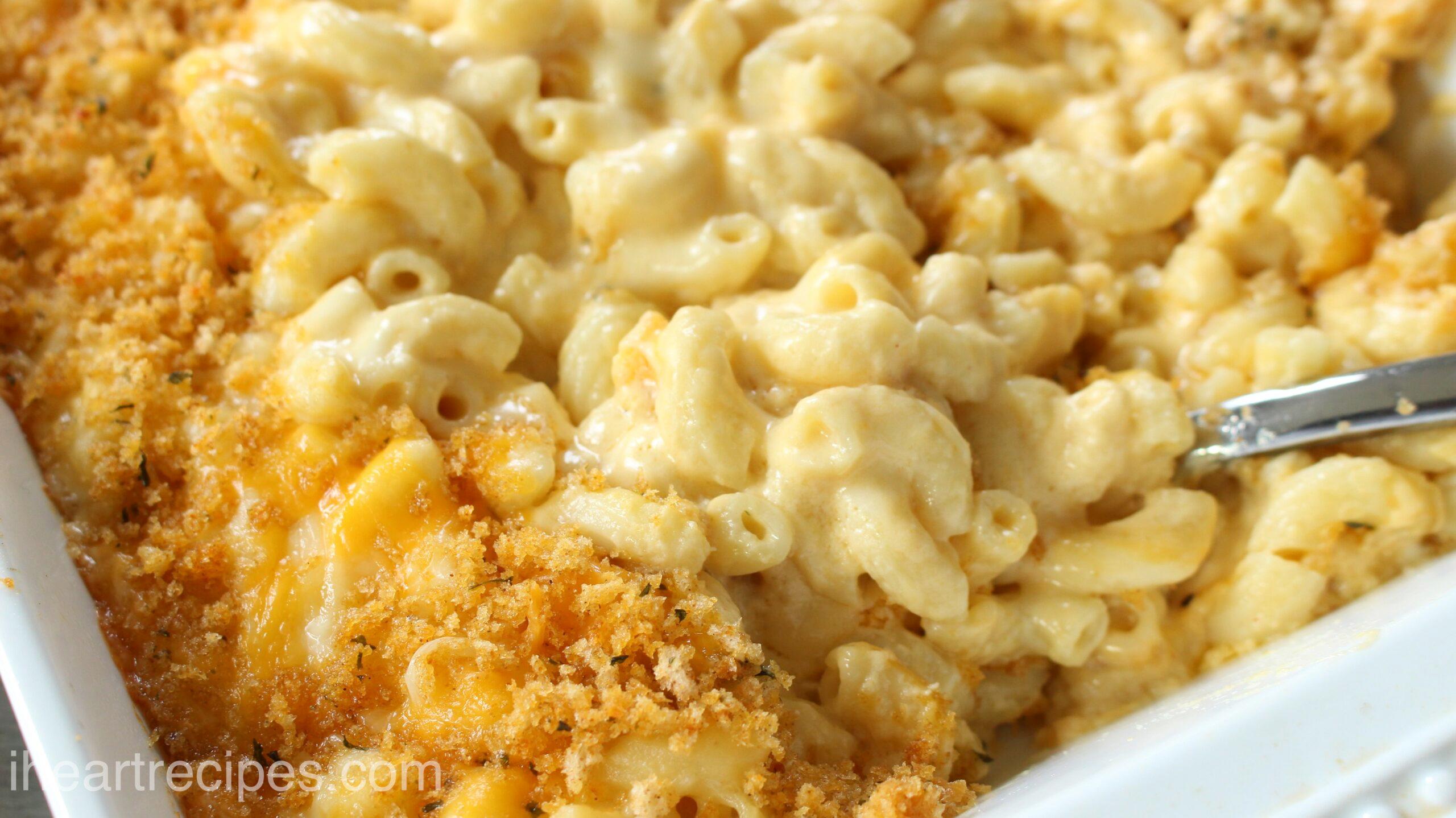 golden baked mac and cheese crust pot close-up, comfort food, hearty casserole