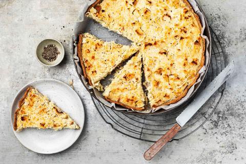sauerkraut and gruyere quiche with thyme crust