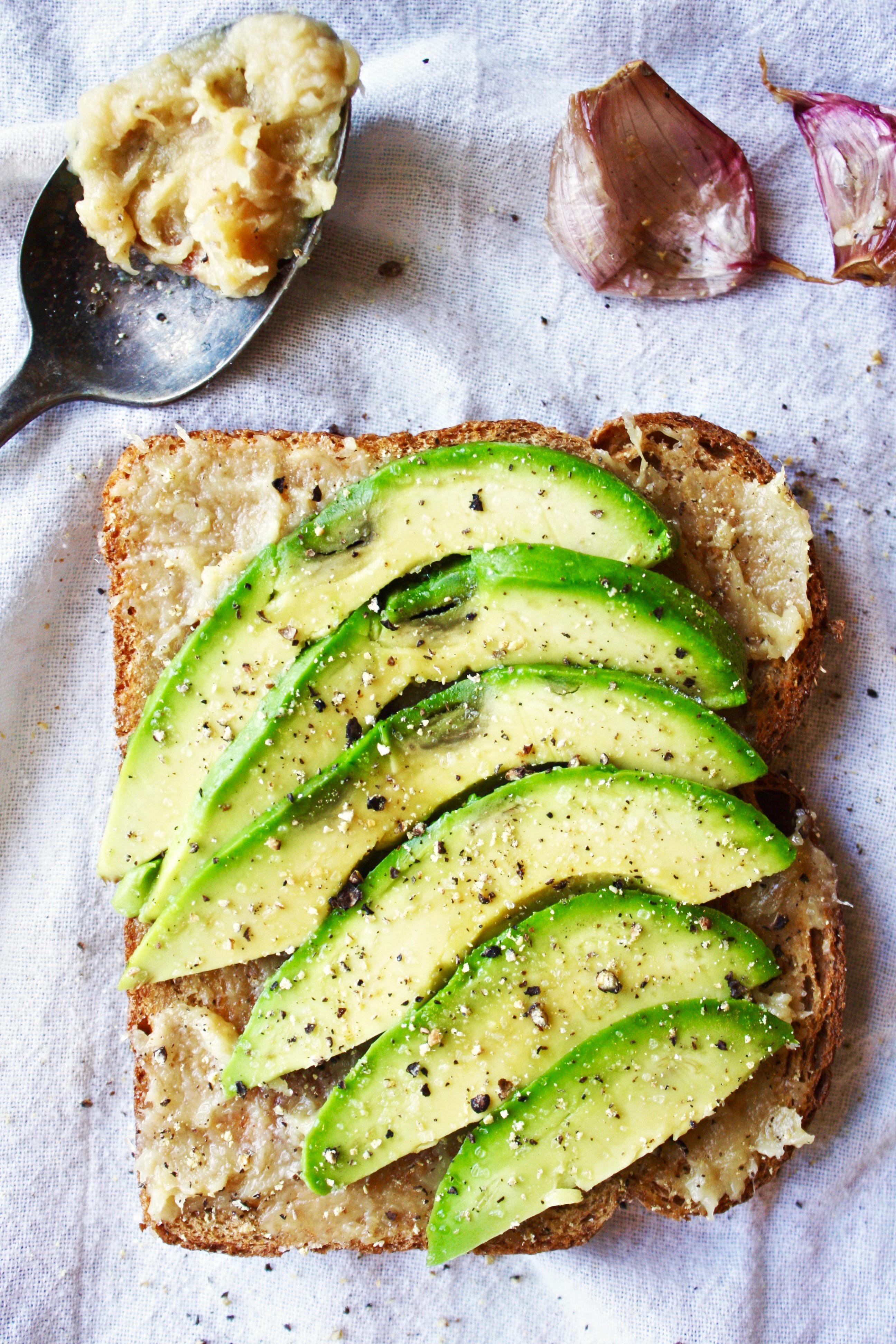 roasted garlic guacamole with toasted bread