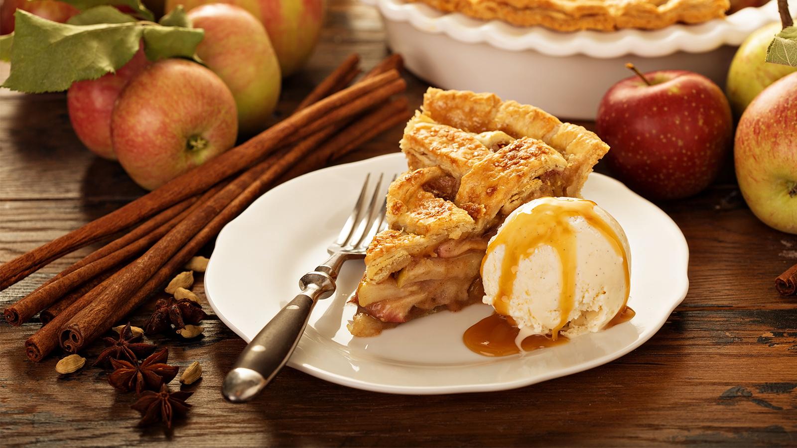 serving of apple pie with ice cream