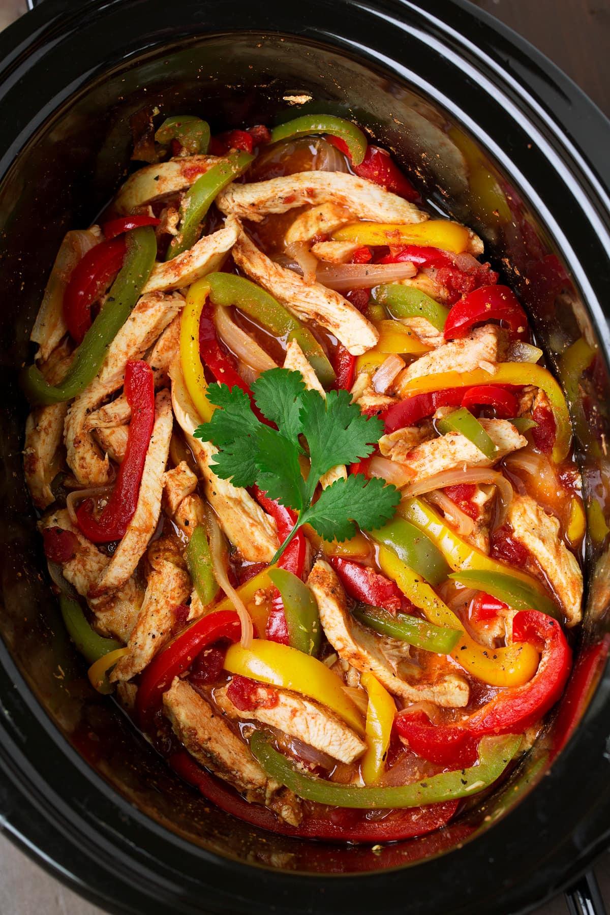 delicious slow cooker chicken fajitas