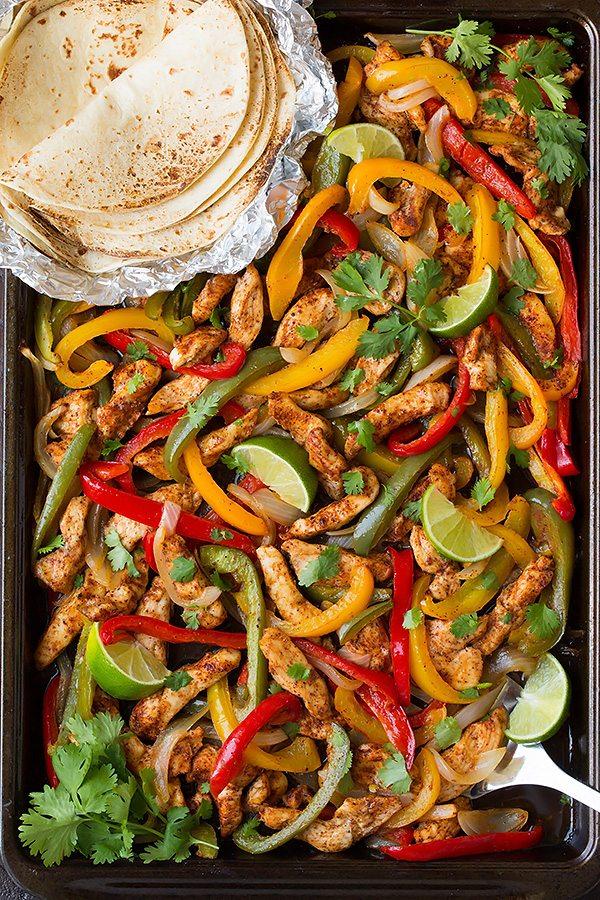 sheet pan chicken fajitas with bell peppers and onions