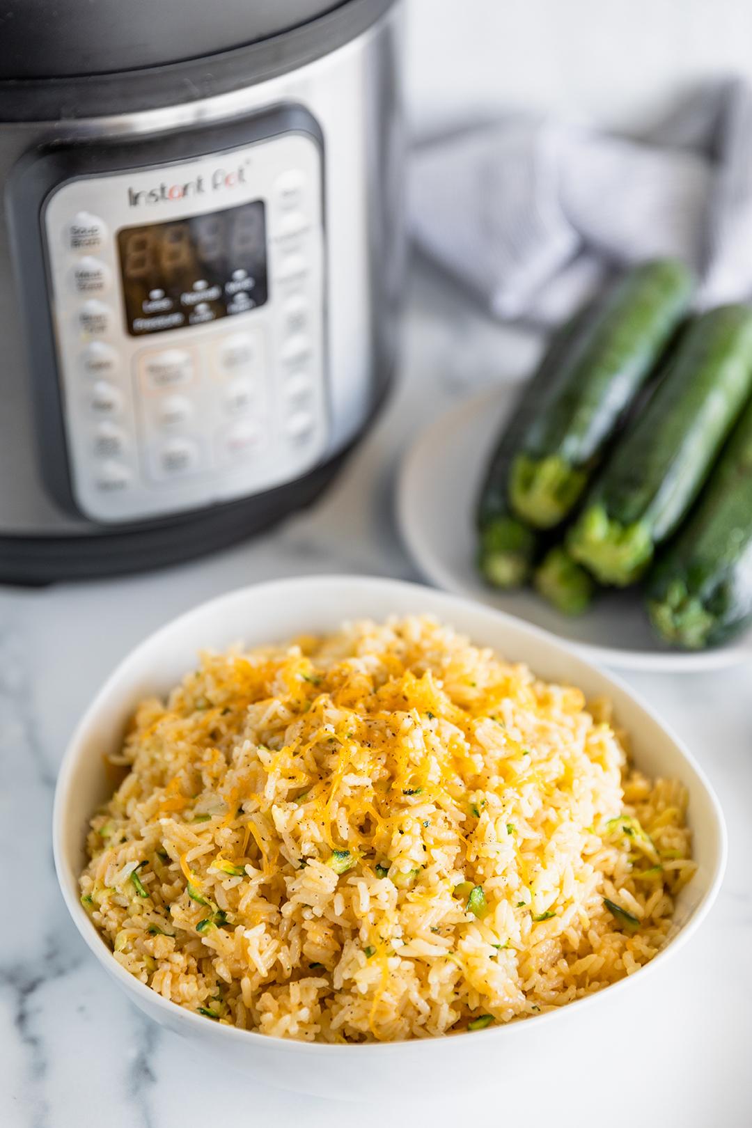 ingredients for instant pot zucchini chicken and rice