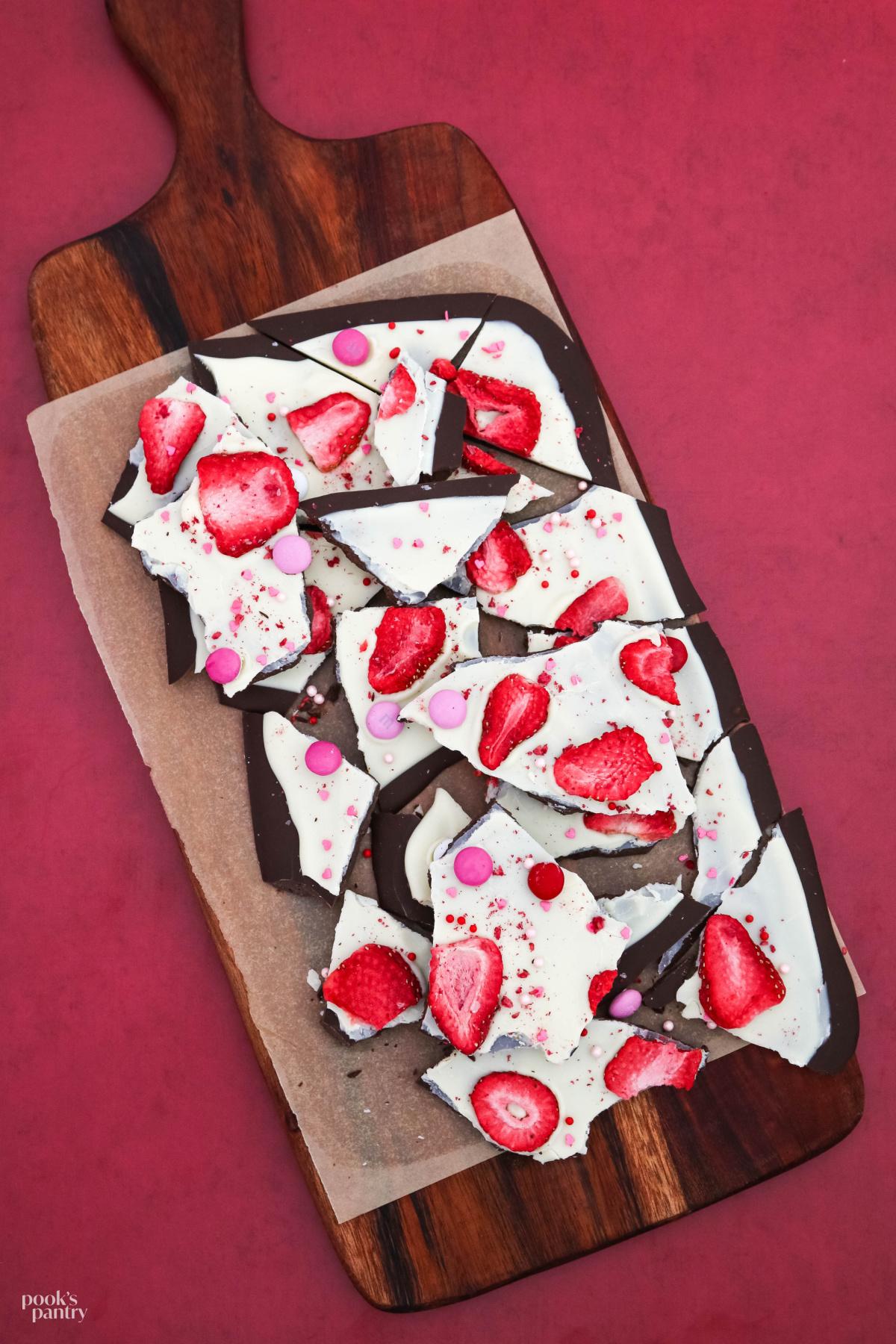 finished white chocolate champagne bark broken into pieces