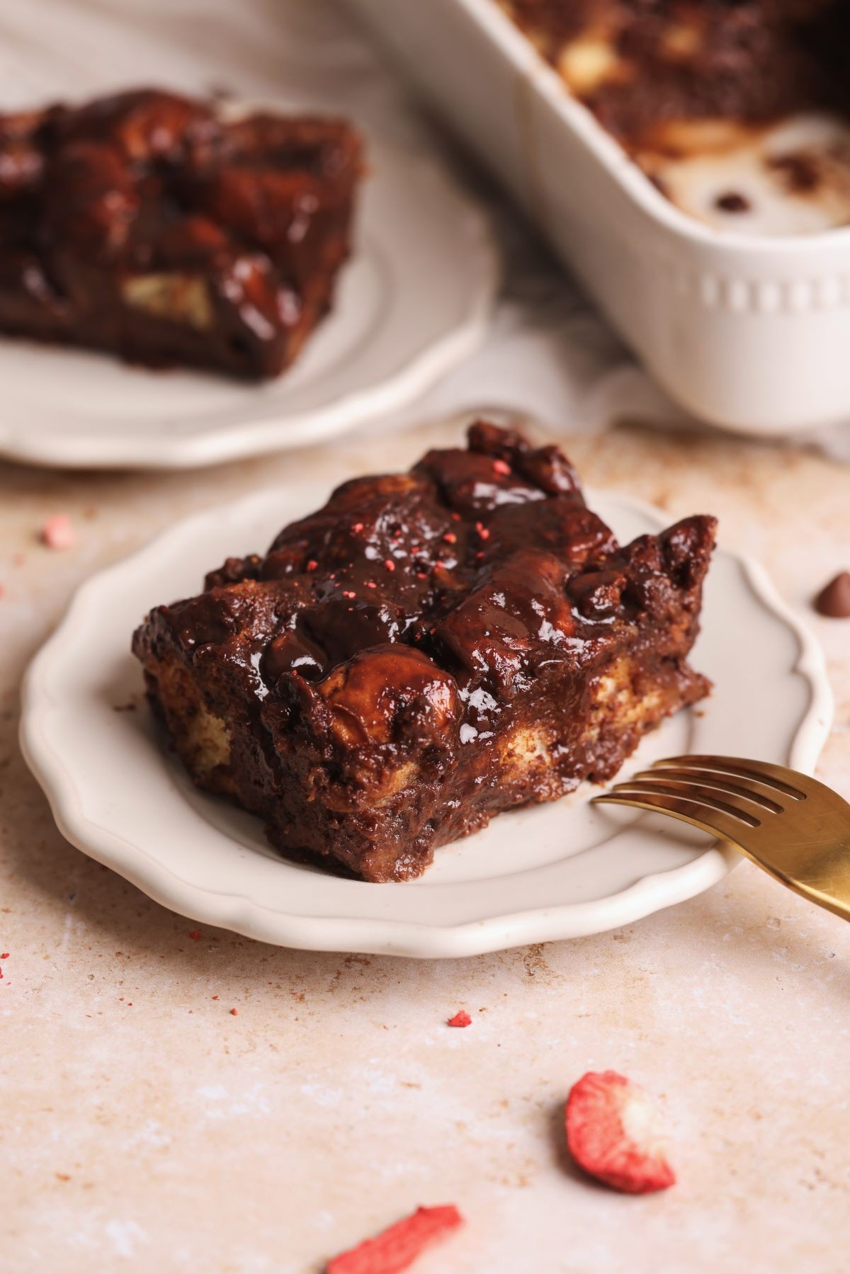 Gooey bread pudding brownies with chocolate chips