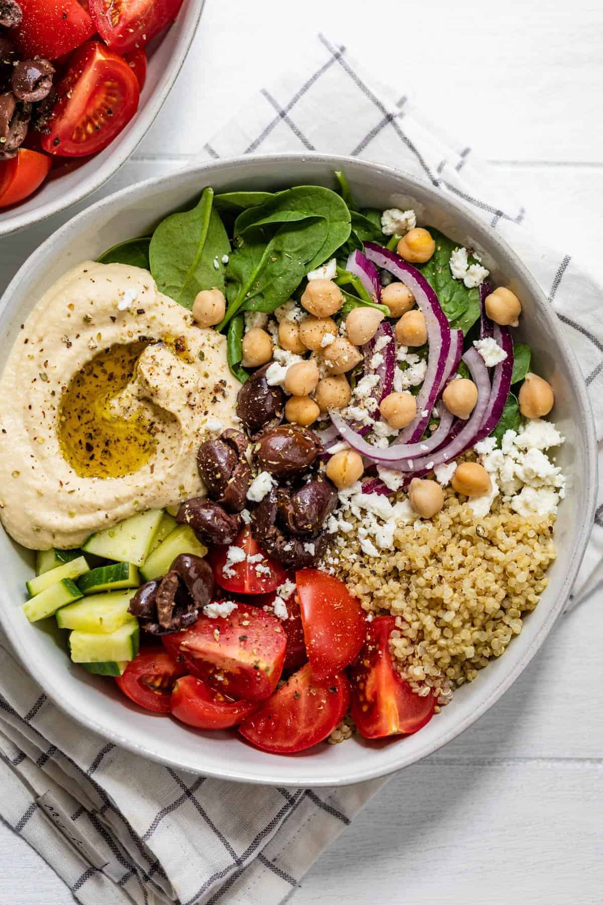 Bobotie hummus bowl with Mediterranean toppings